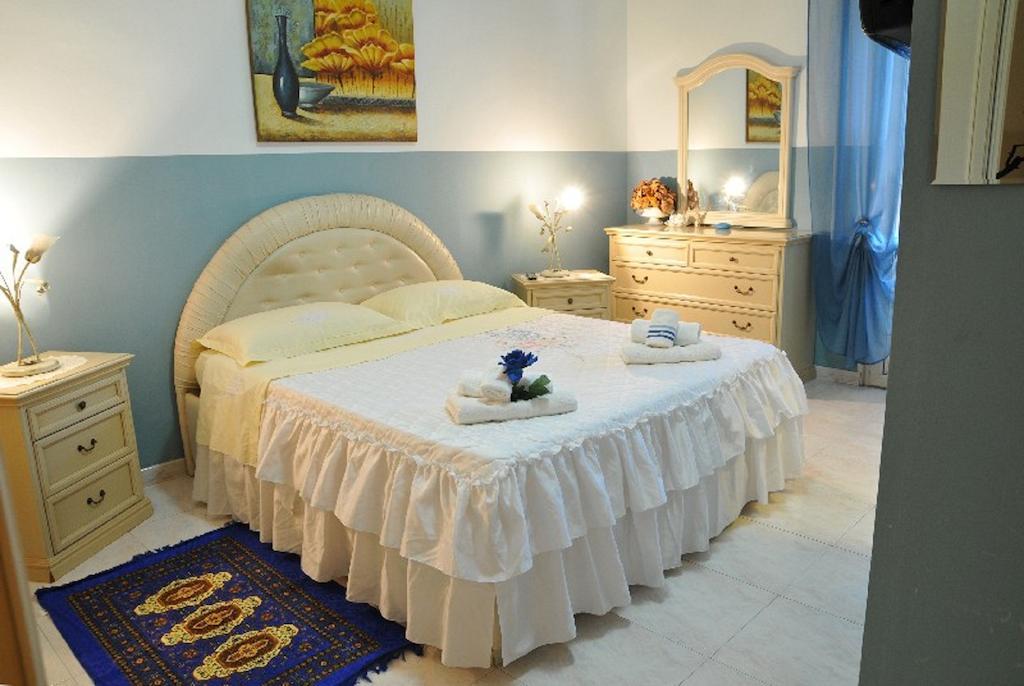 Oasi Del Relax Bed & Breakfast Civitavecchia Oda fotoğraf