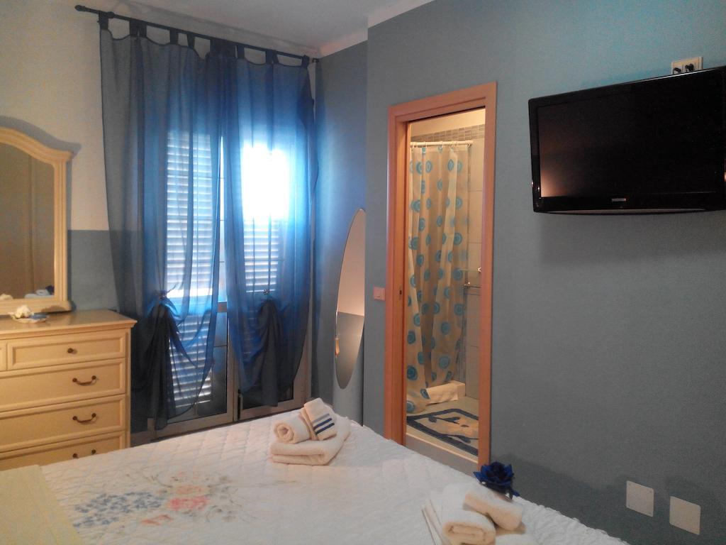 Oasi Del Relax Bed & Breakfast Civitavecchia Oda fotoğraf